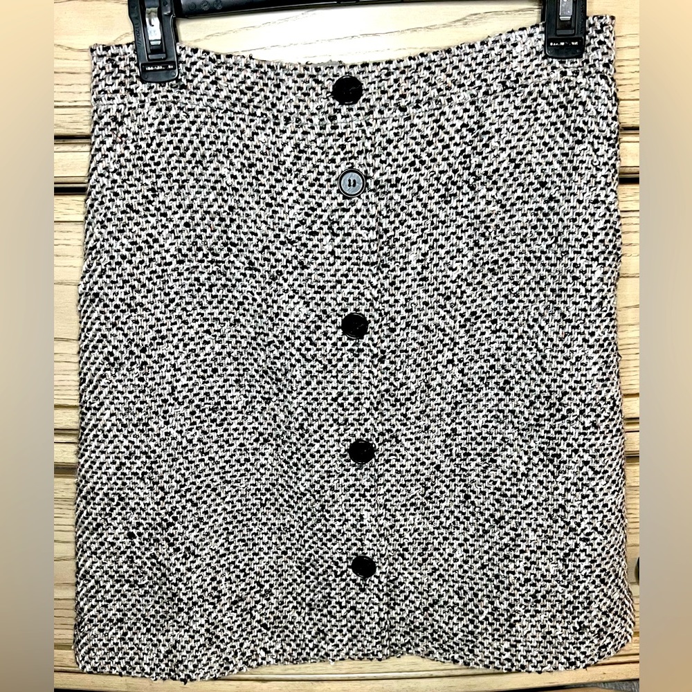 Loft tweed, high waist skirt. Size 2